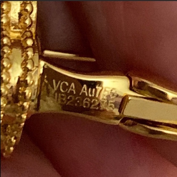 White mother of pearl French back earrings - Picture 4 of 4